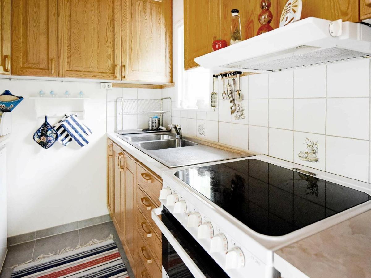 4 Person Holiday Home In Hen N Noesund Luaran gambar